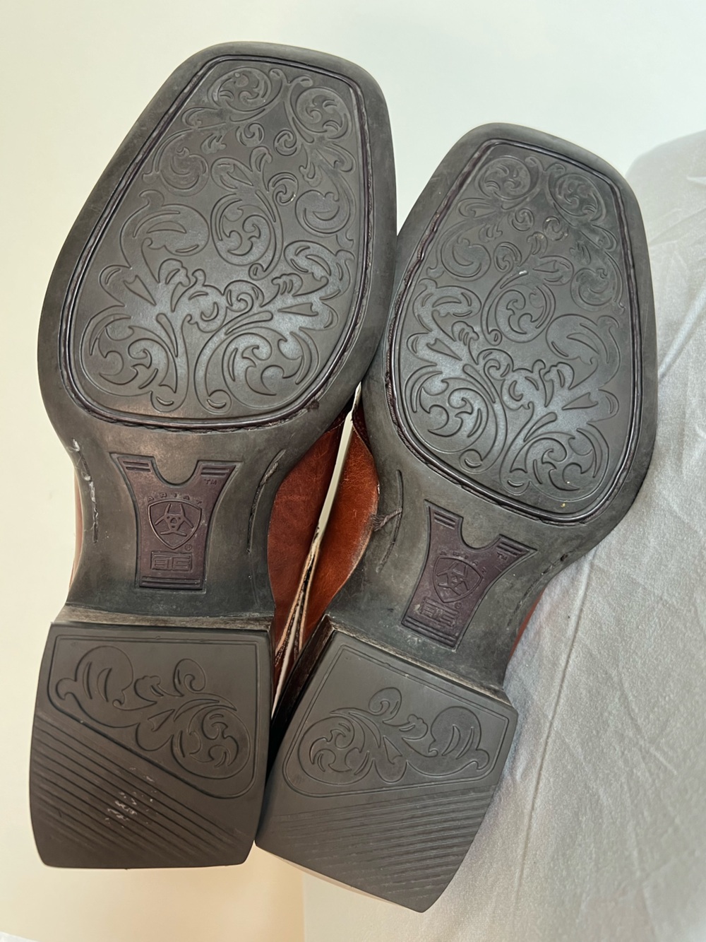 Ariat Women’s Slip-On Western Leather Mules Size 6.5 - Picture 12 of 13